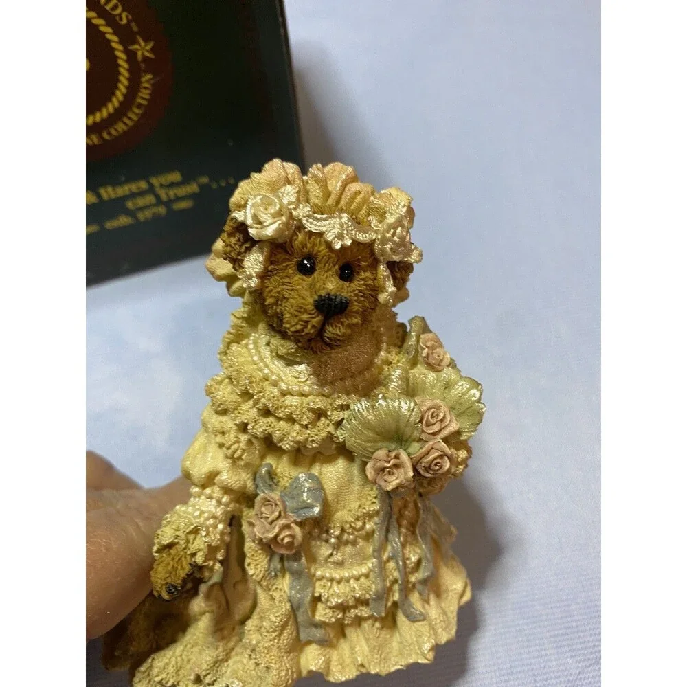 Boyds Bears & Friends - Bailey .... as The Bride  & Zoe The Angel Of Life